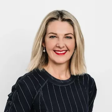 Suzanne Storrie - Non-Executive Director Executive Coach & Mentor Entrepreneur Farmer Speaker Suzanne Storrie - Non-Executive Director Executive Coach & Mentor Entrepreneur Farmer photo