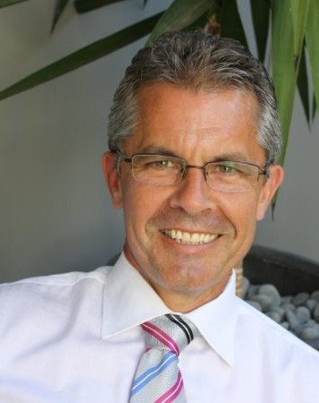 Simon Lewis profile photo